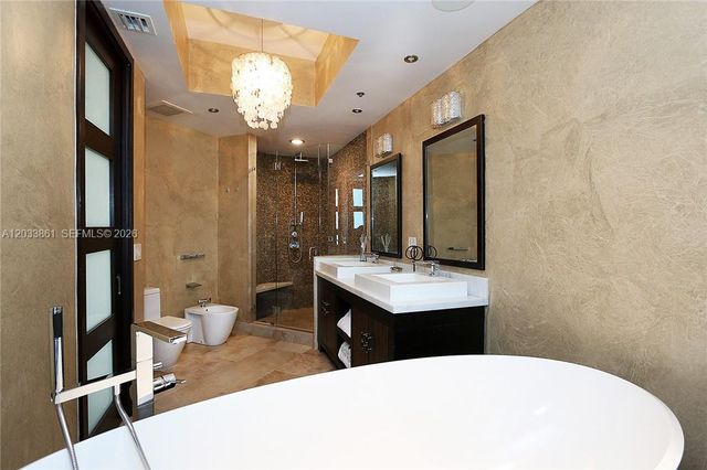 100 S Pointe Drive 601, Miami Beach, FL 33139