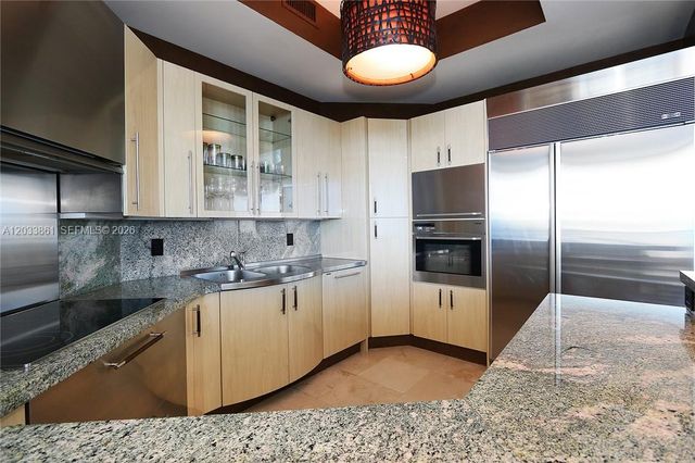 100 S Pointe Drive 601, Miami Beach, FL 33139