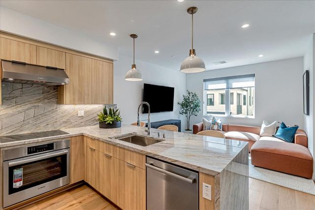 2857 Josephine Lane, Palo Alto, CA 94303