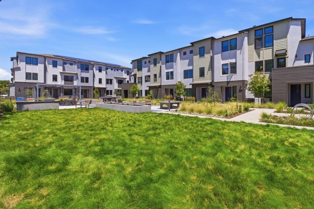 2857 Josephine Lane, Palo Alto, CA 94303