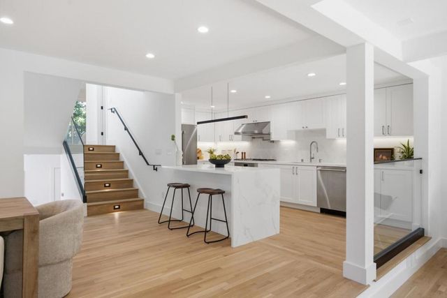 596 Sand Hill Circle, Menlo Park, CA 94025