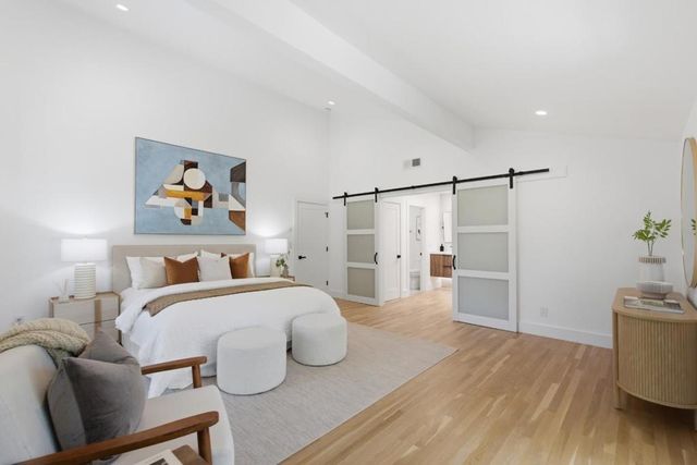 596 Sand Hill Circle, Menlo Park, CA 94025
