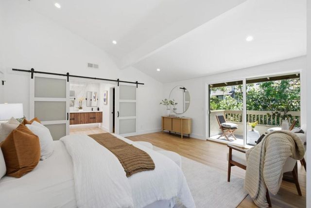 596 Sand Hill Circle, Menlo Park, CA 94025