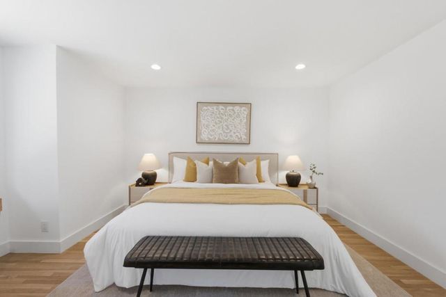 596 Sand Hill Circle, Menlo Park, CA 94025