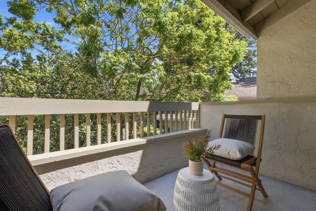 596 Sand Hill Circle, Menlo Park, CA 94025