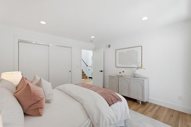 596 Sand Hill Circle, Menlo Park, CA 94025