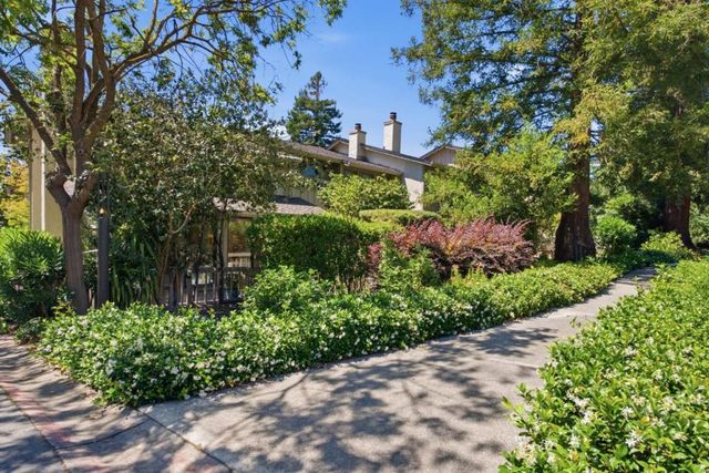 596 Sand Hill Circle, Menlo Park, CA 94025