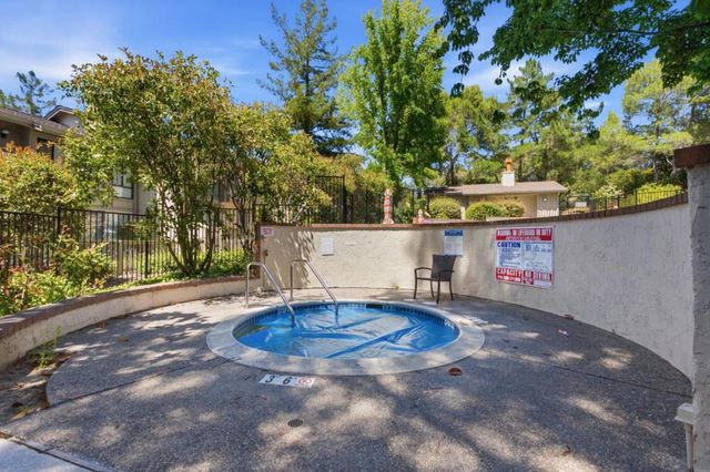 596 Sand Hill Circle, Menlo Park, CA 94025