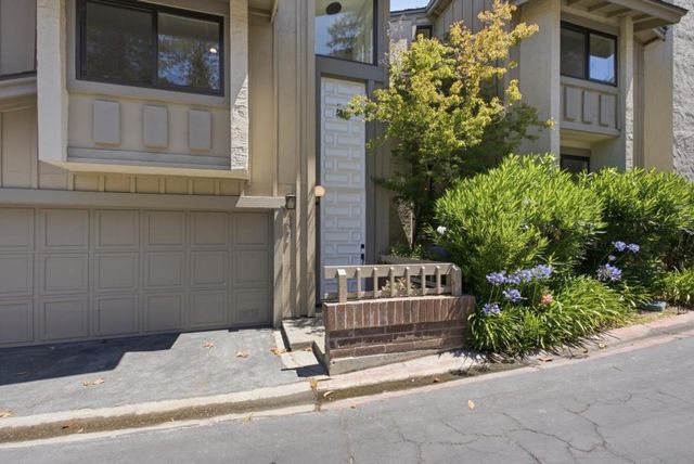 596 Sand Hill Circle, Menlo Park, CA 94025