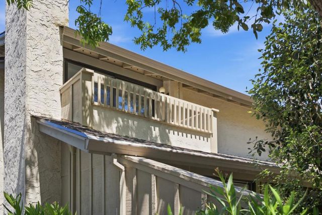 596 Sand Hill Circle, Menlo Park, CA 94025