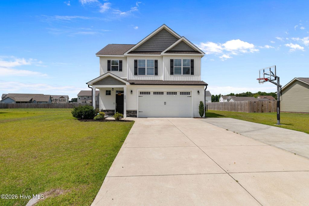 409 Willow Pond Drive, La Grange, NC 28551