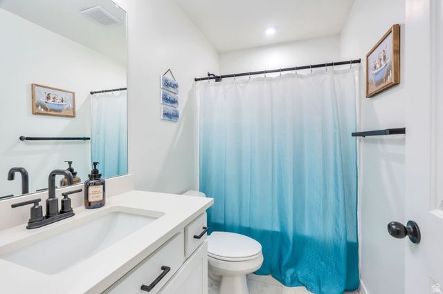 11682 S SILVER POND DR, South Jordan, UT 84009