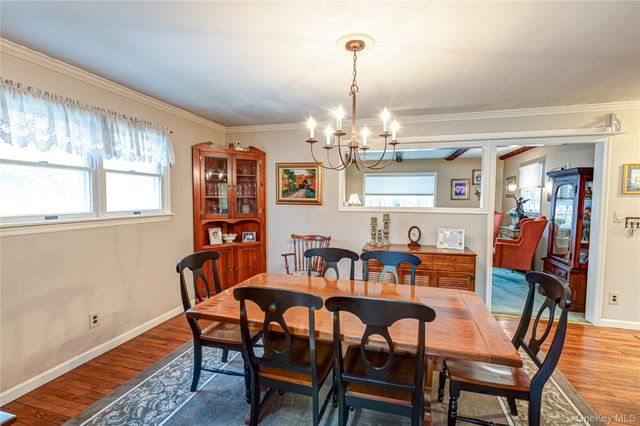 33 Maple Avenue, Kings Park, NY 11754