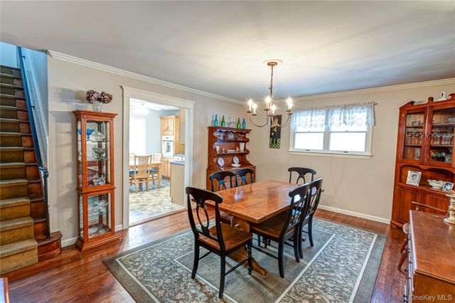 33 Maple Avenue, Kings Park, NY 11754