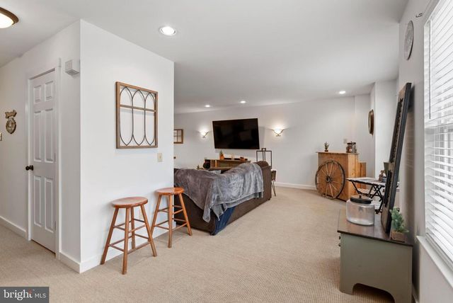 45 PINCKNEY DR, Coatesville, PA 19320