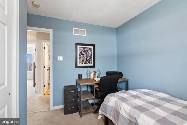 45 PINCKNEY DR, Coatesville, PA 19320