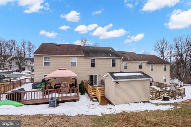 45 PINCKNEY DR, Coatesville, PA 19320