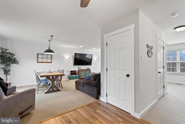 45 PINCKNEY DR, Coatesville, PA 19320