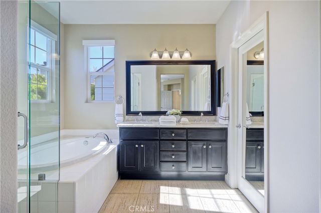 10 Roycroft Court, Ladera Ranch, CA 92694