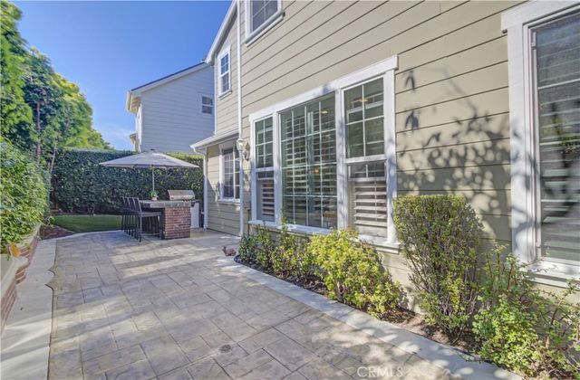 10 Roycroft Court, Ladera Ranch, CA 92694