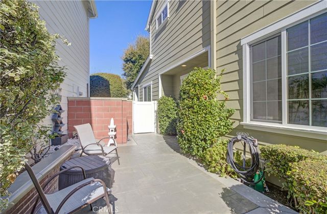 10 Roycroft Court, Ladera Ranch, CA 92694