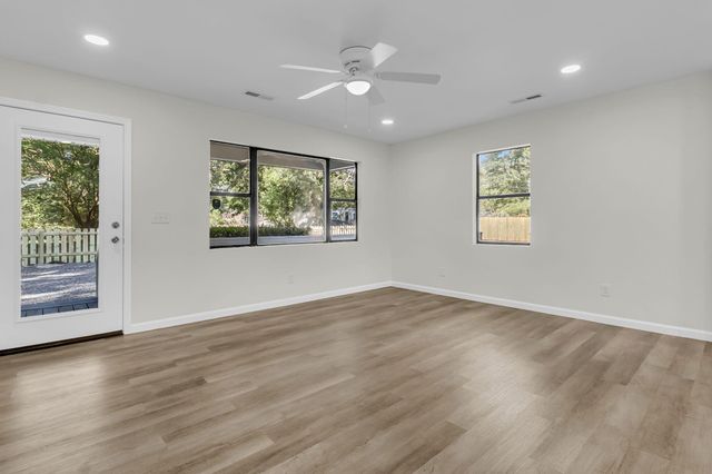 802 Royle Road, Ladson, SC 29456