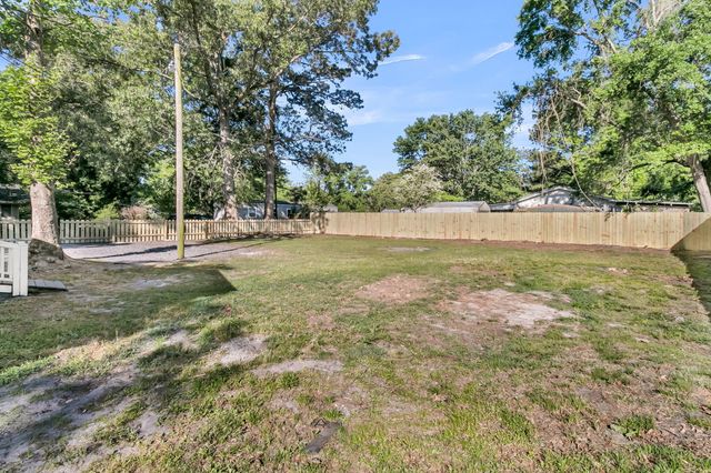 802 Royle Road, Ladson, SC 29456
