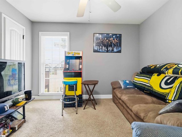 104 Harvest Ridge Drive, Inman, SC 29349