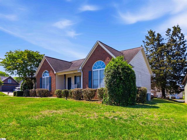 104 Harvest Ridge Drive, Inman, SC 29349
