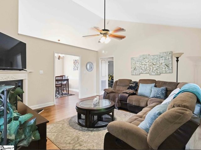 104 Harvest Ridge Drive, Inman, SC 29349