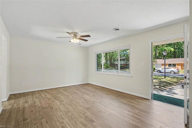 47 Azalea DR, Hampton, VA 23669