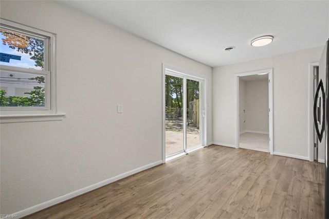 47 Azalea DR, Hampton, VA 23669