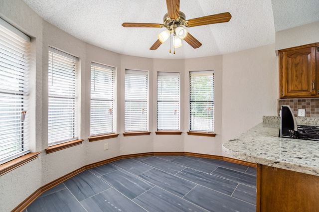 500 Cross Bend Court, Irving, TX 75061