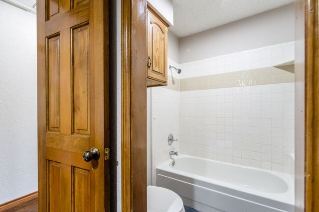 500 Cross Bend Court, Irving, TX 75061