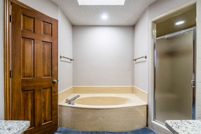 500 Cross Bend Court, Irving, TX 75061