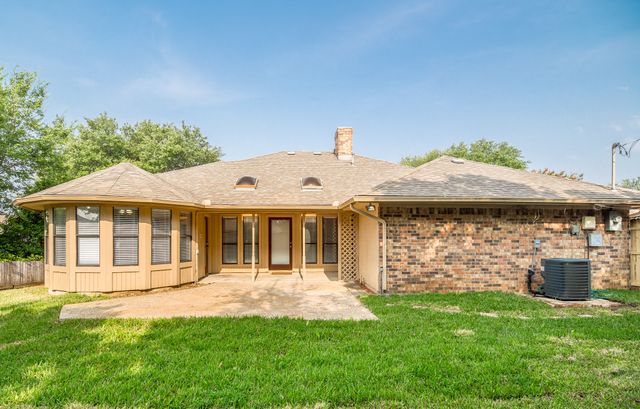 500 Cross Bend Court, Irving, TX 75061