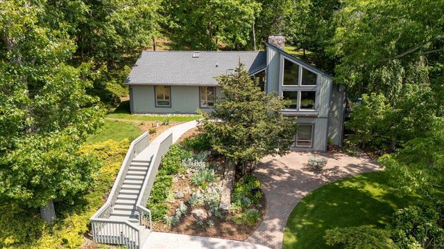 701 Bishop RD, Blacksburg, VA 24060