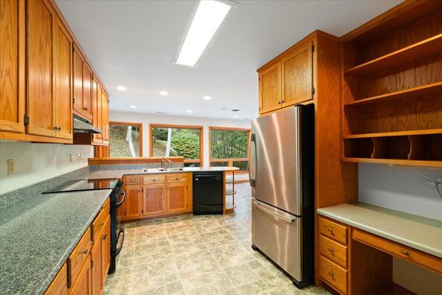 701 Bishop RD, Blacksburg, VA 24060