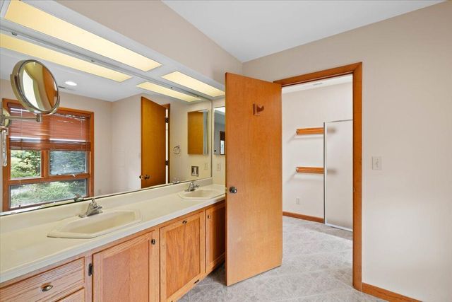 701 Bishop RD, Blacksburg, VA 24060