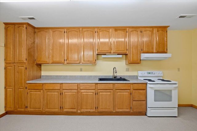 701 Bishop RD, Blacksburg, VA 24060