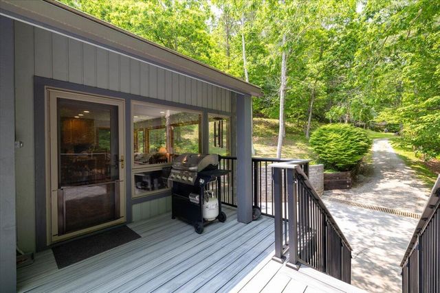 701 Bishop RD, Blacksburg, VA 24060