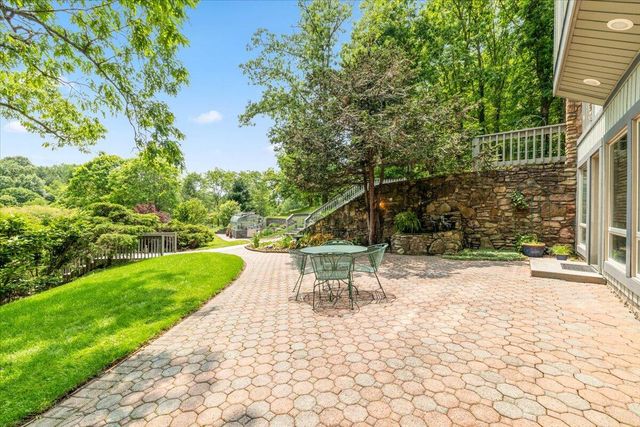 701 Bishop RD, Blacksburg, VA 24060