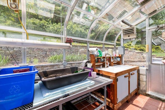 701 Bishop RD, Blacksburg, VA 24060