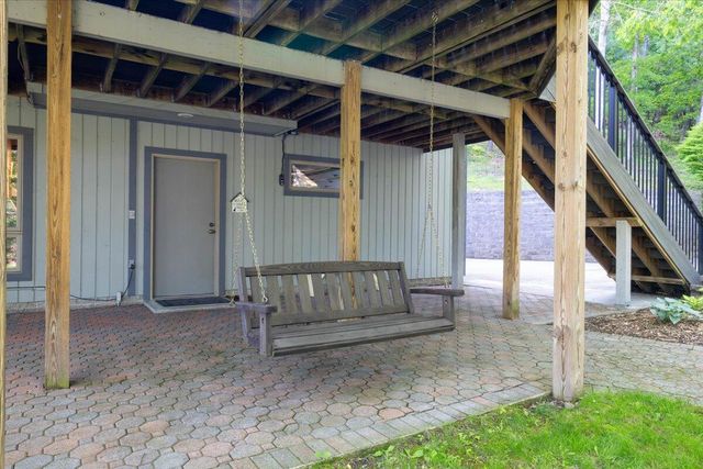 701 Bishop RD, Blacksburg, VA 24060