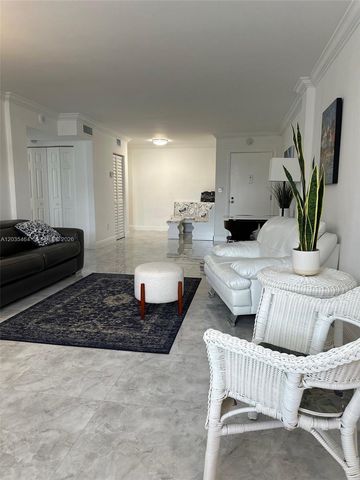 245 18th Street 401, Miami Beach, FL 33139