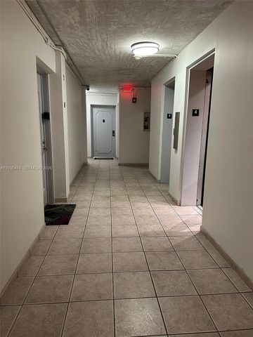 245 18th Street 401, Miami Beach, FL 33139