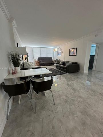 245 18th Street 401, Miami Beach, FL 33139