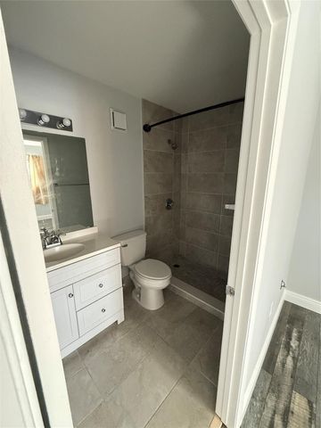 320 E Palm Circle 320, Pembroke Pines, FL 33025