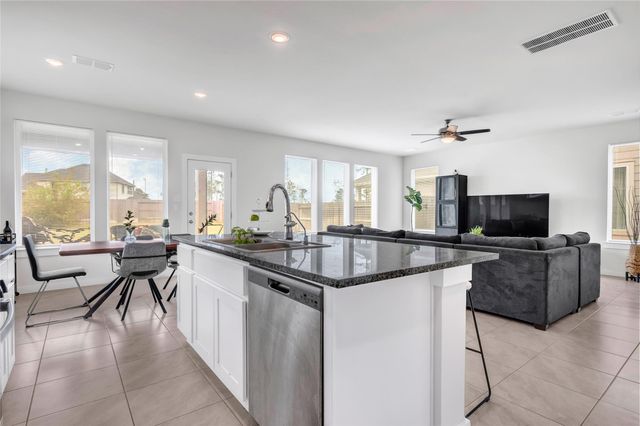 7218 Clearwater Cove Drive, Cypress, TX 77433