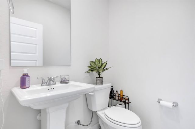 7218 Clearwater Cove Drive, Cypress, TX 77433